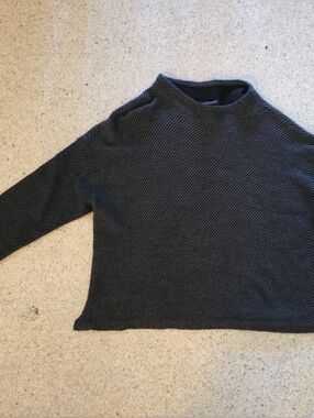 Eileen Fisher Black and Gray Ribbed Turtleneck Sweater Sz Large 100% Merino Wool